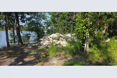 5056 San Miguel St, Milton, FL 32583 - Photo 19