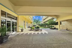 825 Bayshore Dr, Pensacola, FL 32507 - Photo 25