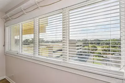 825 Bayshore Dr #405, Pensacola, FL 32507 - Photo 15