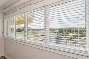 825 Bayshore Dr, Pensacola, FL 32507 - Photo 15