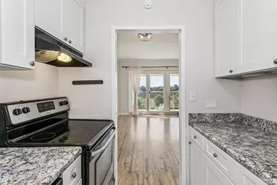 825 Bayshore Dr #405, Pensacola, FL 32507 - Photo 11