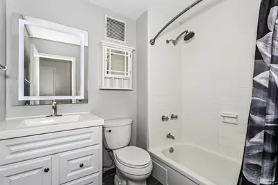 825 Bayshore Dr #405, Pensacola, FL 32507 - Photo 17