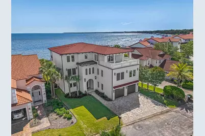 28 Baybridge Dr, Gulf Breeze, FL 32561 - Photo 1