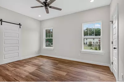 1106 N E St, Pensacola, FL 32501 - Photo 33