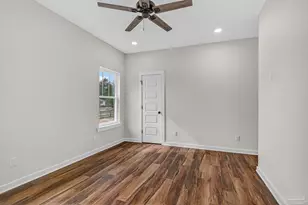 1106 N E St, Pensacola, FL 32501 - Photo 35