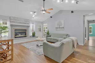 10686 Hatcher St, Milton, FL 32583 - Photo 5