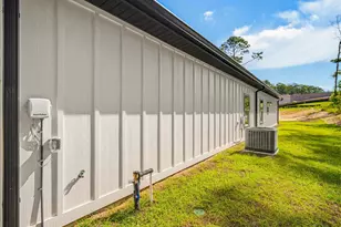 5724 Riviera Dr, Milton, FL 32583 - Photo 47