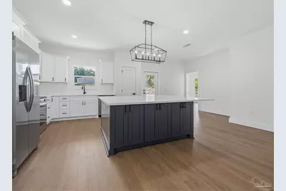 5724 Riviera Dr, Milton, FL 32583 - Photo 15