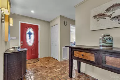 209 Shoreline Dr, Gulf Breeze, FL 32561 - Photo 5