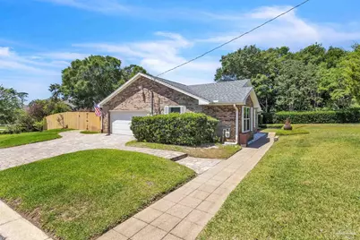 209 Shoreline Dr, Gulf Breeze, FL 32561 - Photo 33
