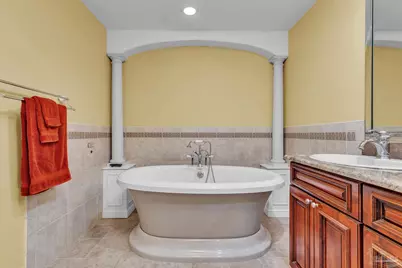 209 Shoreline Dr, Gulf Breeze, FL 32561 - Photo 23