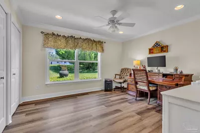 209 Shoreline Dr, Gulf Breeze, FL 32561 - Photo 27