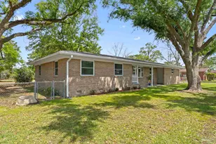 100 S Savannah St, Pensacola, FL 32503 - Photo 9
