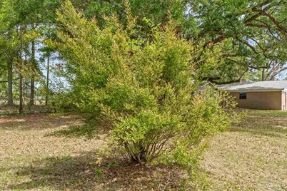 6114 Confederate Dr, Pensacola, FL 32503 - Photo 7