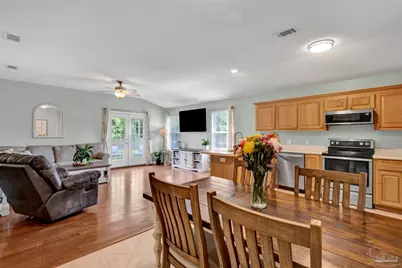 4806 Fairoaks Dr, Pace, FL 32571 - Photo 5