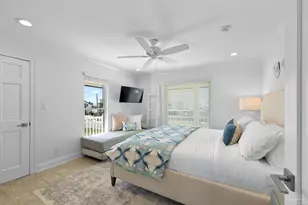 1304 Ariola Dr, Pensacola Beach, FL 32561 - Photo 27