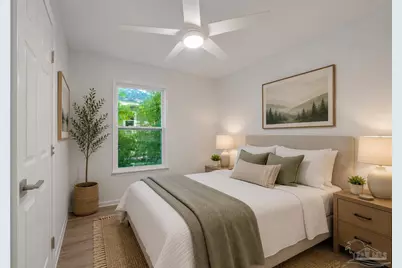 1802 W Godfrey St, Pensacola, FL 32501 - Photo 21