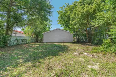 1802 W Godfrey St, Pensacola, FL 32501 - Photo 37