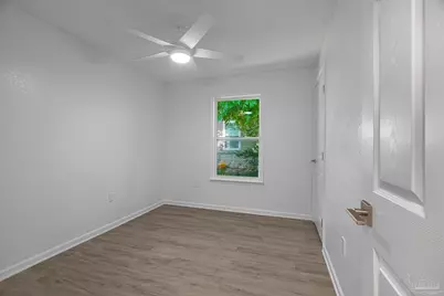 1802 W Godfrey St, Pensacola, FL 32501 - Photo 29