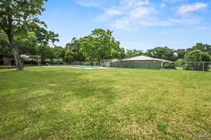 1450 E Burgess Rd, Pensacola, FL 32504 - Photo 21