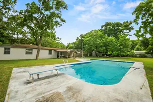 1450 E Burgess Rd, Pensacola, FL 32504 - Photo 25