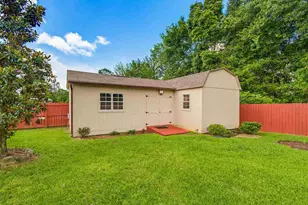 6097 Autumn Pines Cir, Pace, FL 32571 - Photo 3
