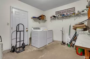 1118 Bremen Ave, Pensacola, FL 32507 - Photo 15