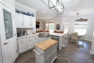 1842 Seahawk Ln, Navarre, FL 32566 - Photo 9