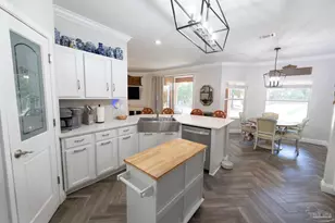 1842 Seahawk Ln, Navarre, FL 32566 - Photo 9