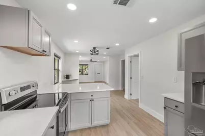 913 W Hernandez St, Pensacola, FL 32501 - Photo 13