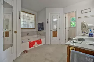 1450 Country Hills Dr, Cantonment, FL 32533 - Photo 13