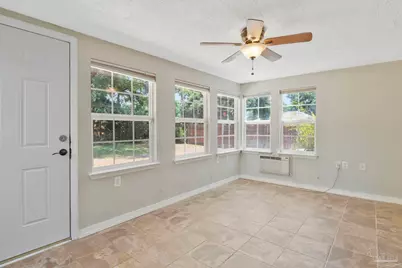 6646 Woodbury Forest Dr, Milton, FL 32583 - Photo 13