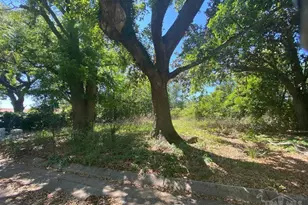 1401 N N St, Pensacola, FL 32501 - Photo 3