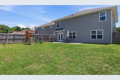 9439 Lutoo Ln, Pensacola, FL 32526 - Photo 11