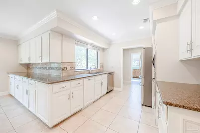 8502 Punta Lora, Pensacola, FL 32514 - Photo 9