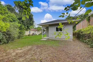2303 N Spring St, Pensacola, FL 32501 - Photo 29