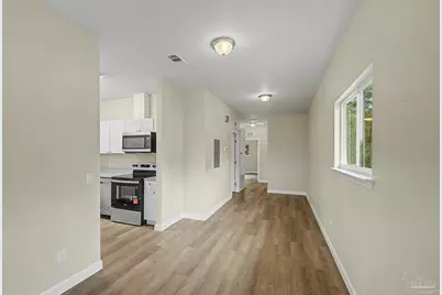 2303 N Spring St, Pensacola, FL 32501 - Photo 5