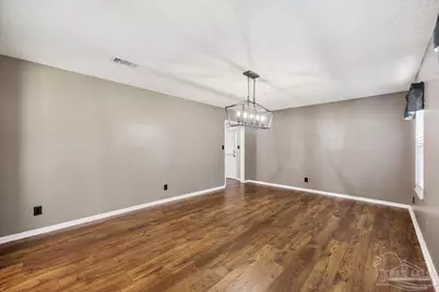 5637 Camellia Ave, Milton, FL 32570 - Photo 13
