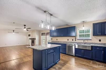 5637 Camellia Ave, Milton, FL 32570 - Photo 11
