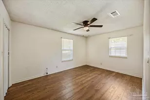 5637 Camellia Ave, Milton, FL 32570 - Photo 17