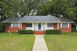 6107 Confederate Dr, Pensacola, FL 32503 - Photo 1