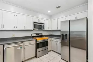 9409 Victoria Ln, Navarre, FL 32566 - Photo 13