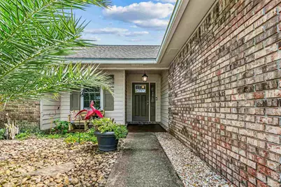 9409 Victoria Ln, Navarre, FL 32566 - Photo 3