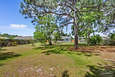 1938 N Iris Ln, Navarre, FL 32566 - Photo 33