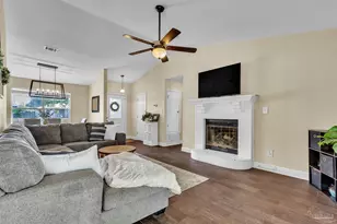 4321 Ridgeland Dr, Pace, FL 32570 - Photo 3