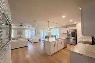 385 Hancock Ln, Pensacola, FL 32503 - Photo 19