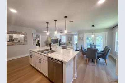 385 Hancock Ln, Pensacola, FL 32503 - Photo 21