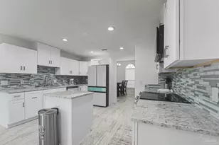 7010 Plank Dr, Pensacola, FL 32526 - Photo 3