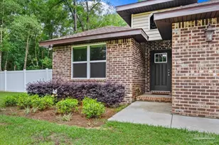 5245 Burt Ln, Pace, FL 32571 - Photo 3