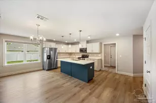 5245 Burt Ln, Pace, FL 32571 - Photo 9